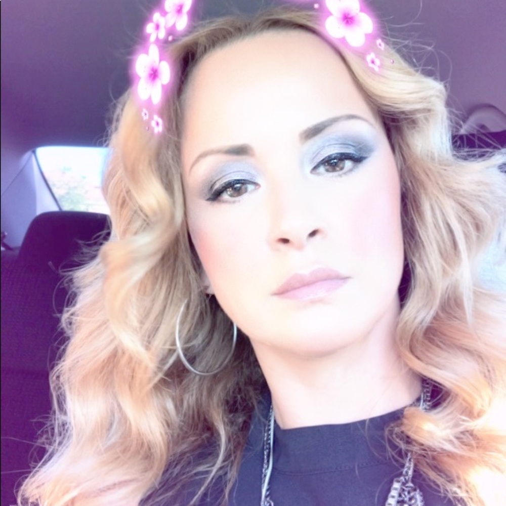 Meet your Posher, Kathleen